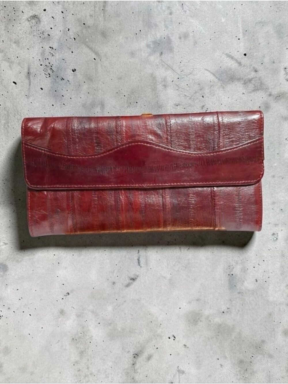 Vintage Eelskin wallet with kisslock